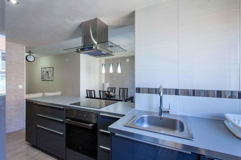 Apartment Malvarrosa Beach Cavite Βαλένθια Εξωτερικό φωτογραφία